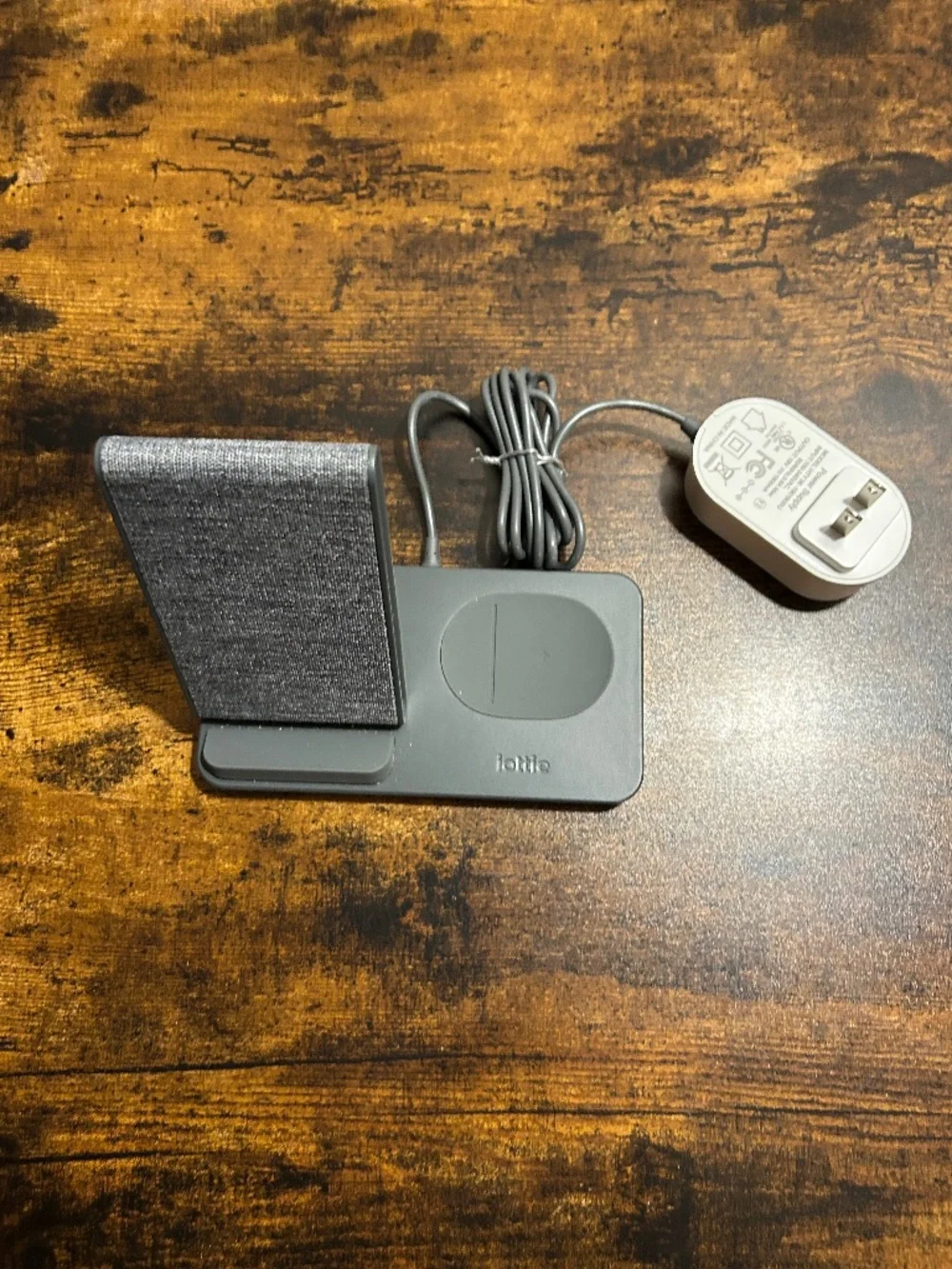 Phone charging dock